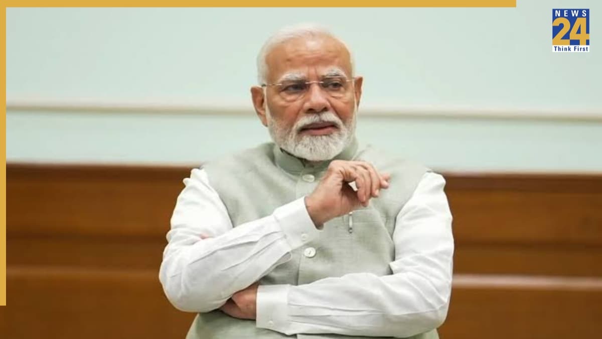 'दूसरों के अनुभवों से सीखें Gen-Z', रील्स, इन्फ्लुएंसर्स और शॉर्टकट के दौर में युवाओं को PM मोदी की सलाह
