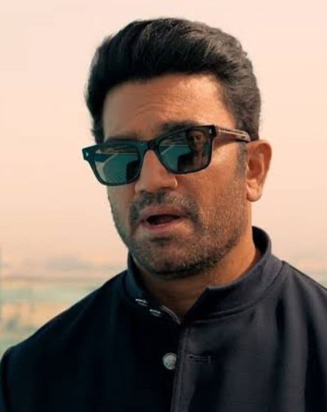 7 महीनों से बनी ट्रेंडिंग
