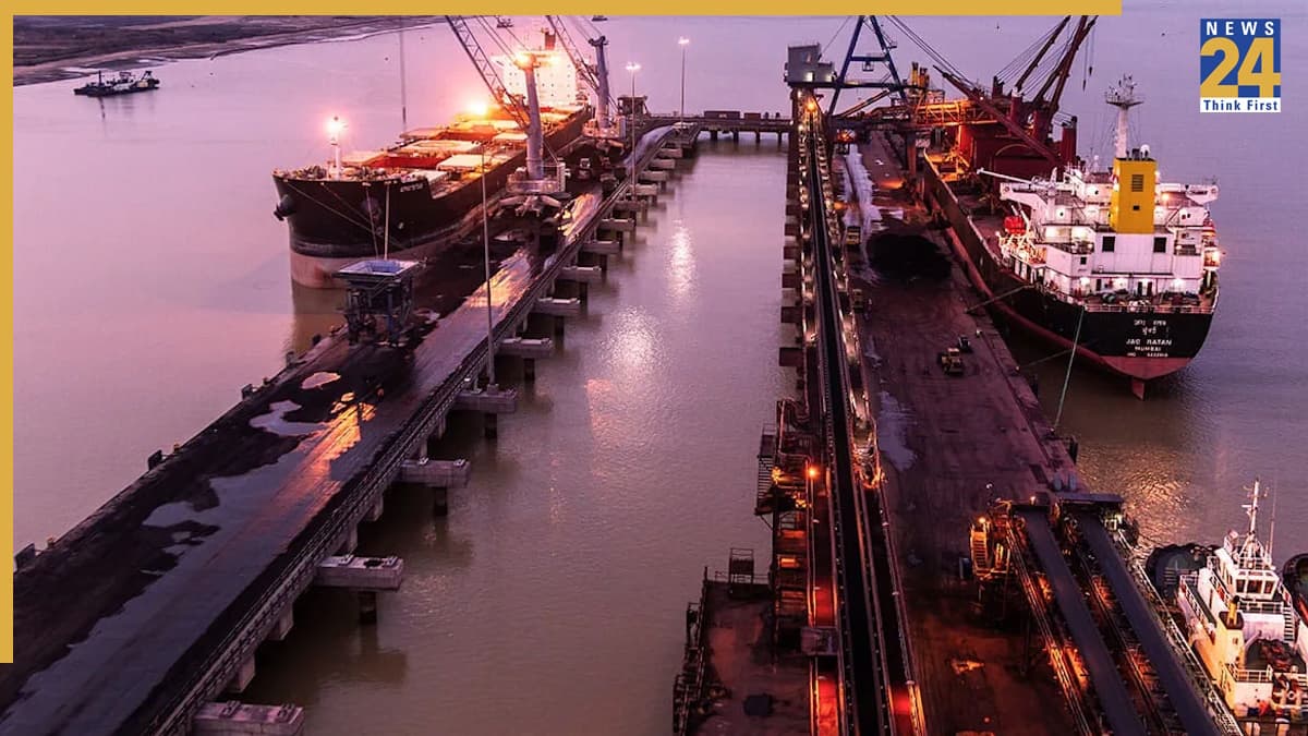 Dhamra Port, APSEZ, Adani Ports, Renewable Energy, Green Port