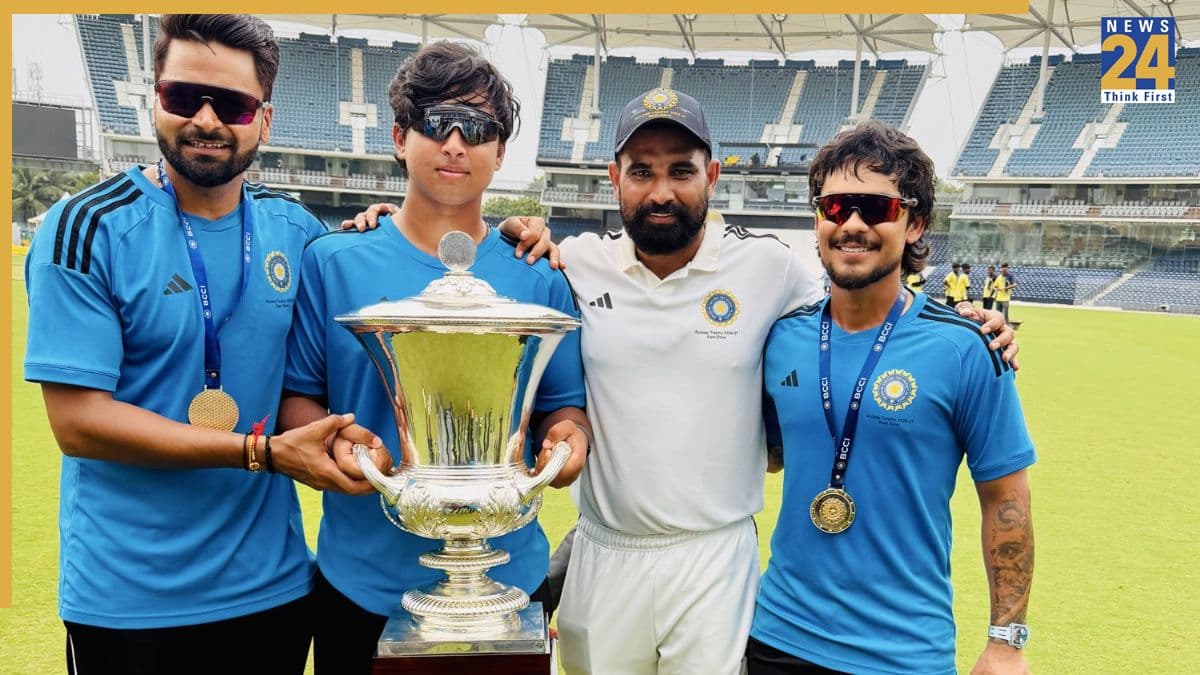 इंग्लैंड में मिला मुकेश कुमार को बड़ा मौका, नॉटिंघमशायर के लिए खेलेंगे काउंटी चैंपियनशिप