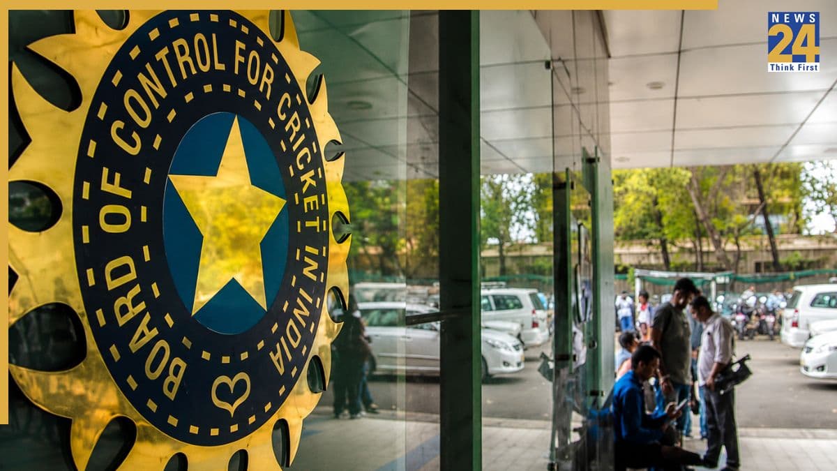 BCCI की वार्षिक आम बैठक में लिए गए 10 फैसले, IPL 2027 पर भी हुआ ऐलान