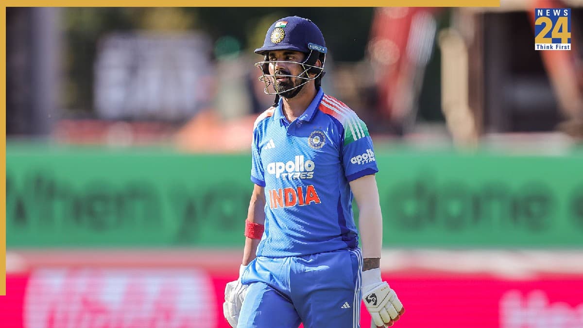 IND vs WI: पहले वनडे मैच में बड़ा रिकॉर्ड बना सकते हैं केएल राहुल, दिग्गजों की लिस्ट में होंगे शामिल