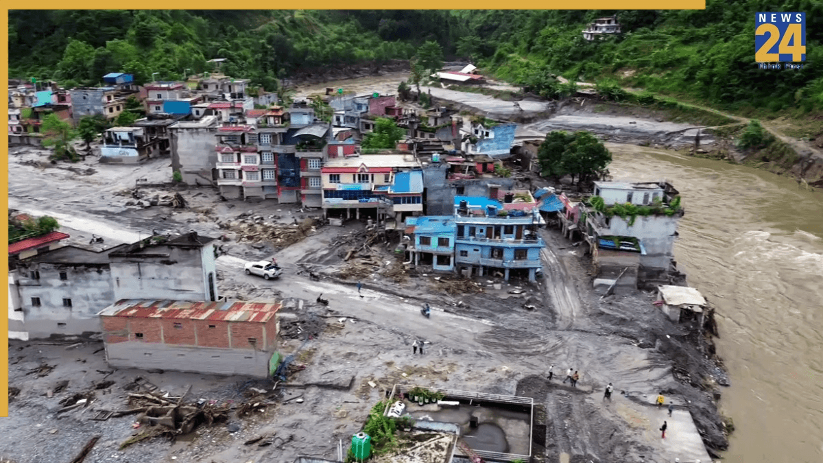 बाढ़ के बाद नेपाल में 600 बच्चों समेत 4700 लोग लापता, 1282 हुआ मरने वालों का आंकड़ा