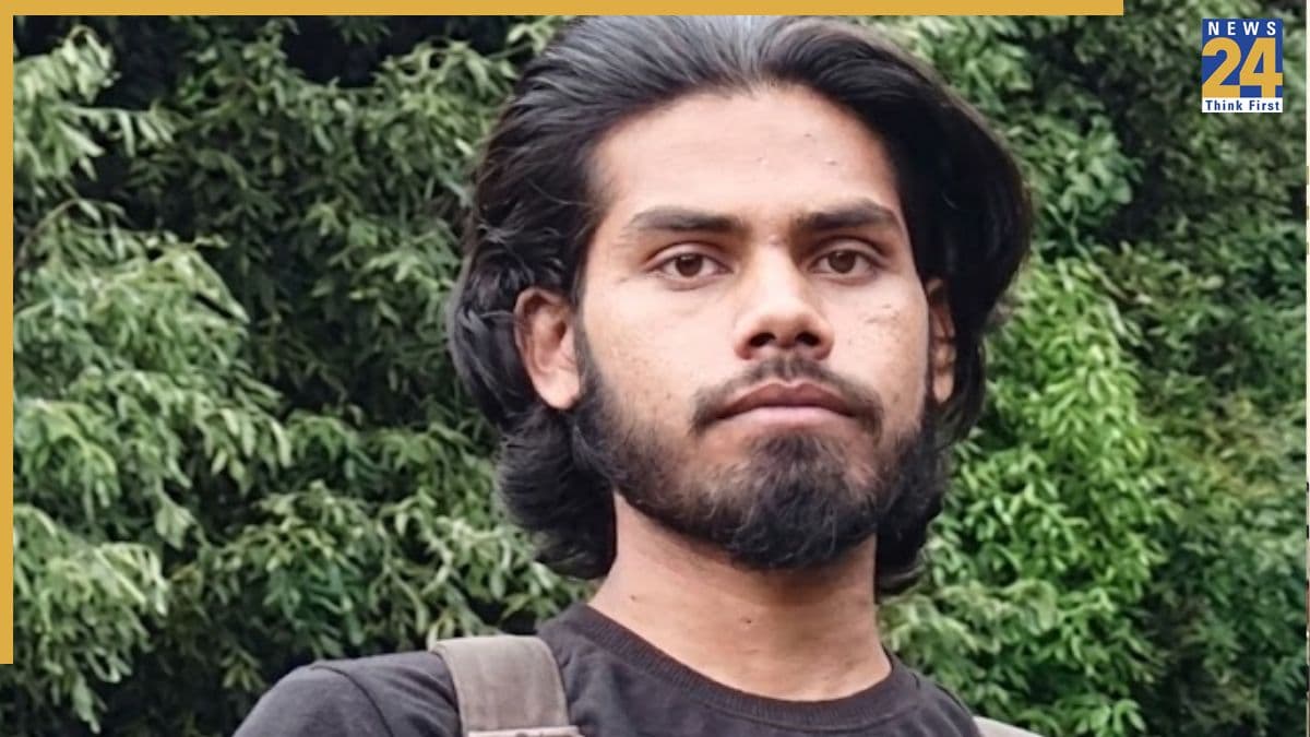 जम्मू-कश्मीर में लश्कर-ए-तैयबा का आतंकी यासिर ढेर, हाफिज सईद से था कनेक्शन