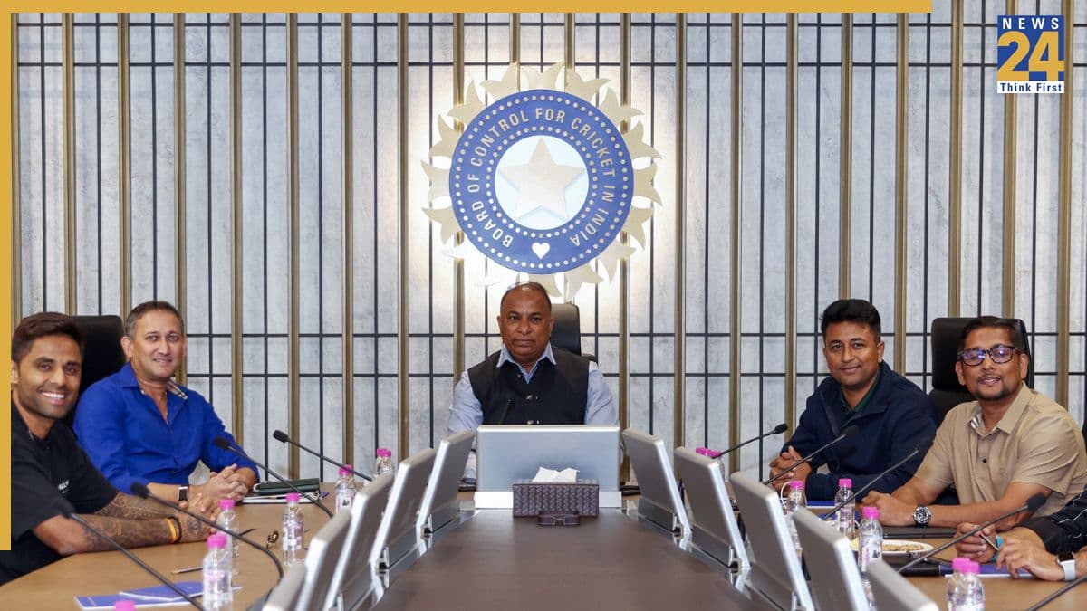 BCCI सरकार को हर साल देती है 3000 करोड़ का टैक्स, सचिव देवजीत सैकिया ने किया चौंकाने वाला खुलासा