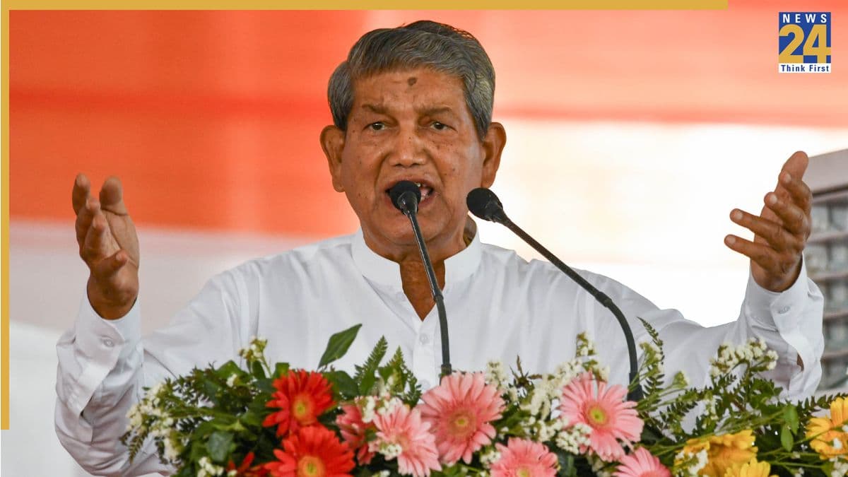 PA के घर से जब्त हुआ सोना और कैश तो हरीश रावत ने छोड़े कांग्रेस में पद, कहा- कहीं पार्टी की लड़ाई कमजोर ना पड़ जाए