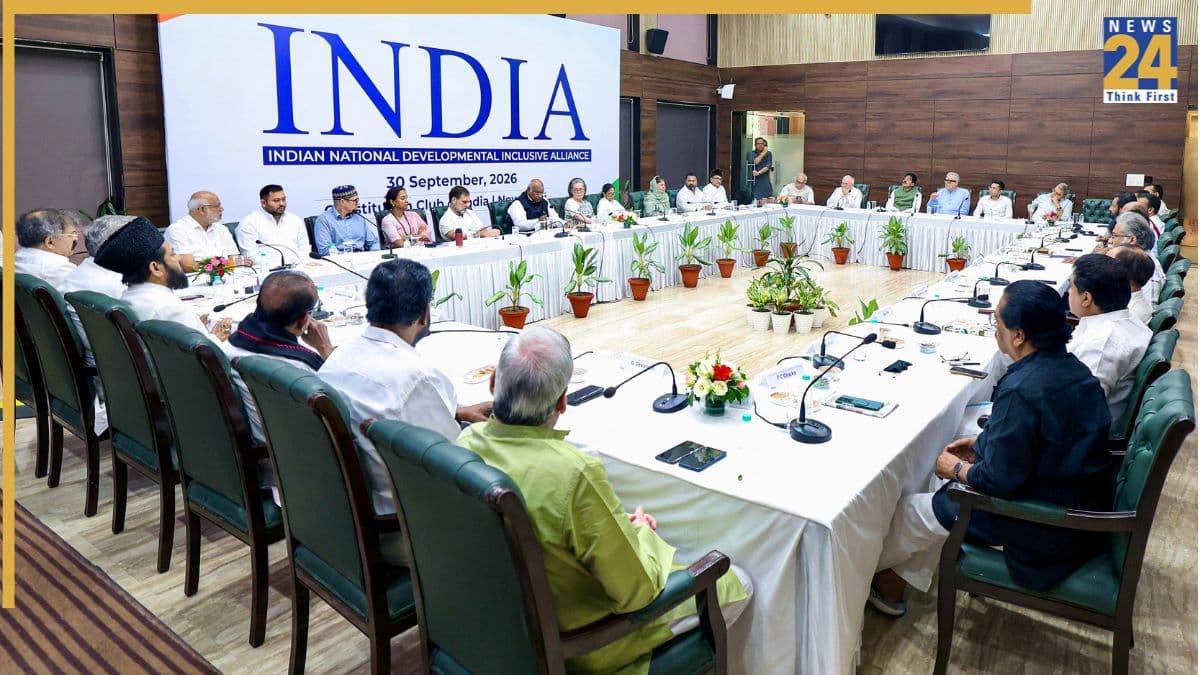 2-8 अक्टूबर तक हर जिले में कैंपेन, 6 को EC मार्च… CEC के खिलाफ 'INDIA' का हल्लाबोल