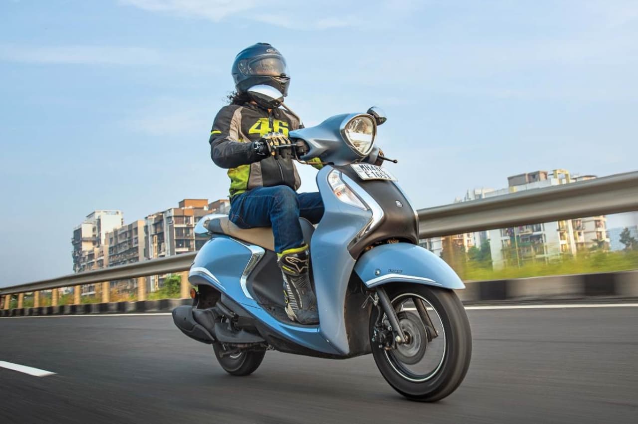 Yamaha ने लॉन्च किए 125cc के तीन स्कूटर, जानें कीमत और फीचर्स 