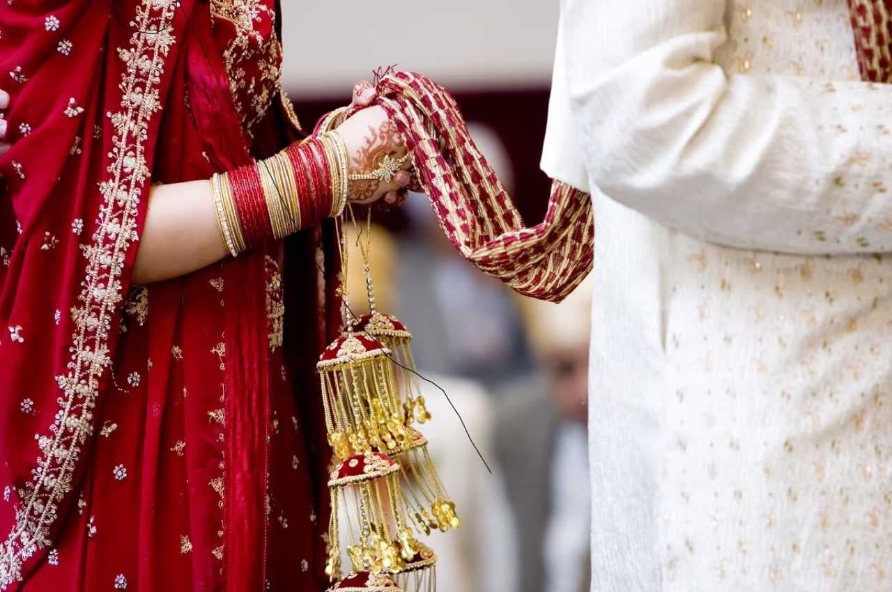 बरेली में मंडप से भागा दूल्हा, दुल्हन ने पीछा करके धर दबोचा, फिर कर दिया ये कांड