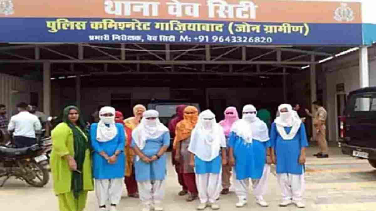 Allegations of Molestation on Principal ghaziabad Allegations of Molestation on Principal ghaziabad