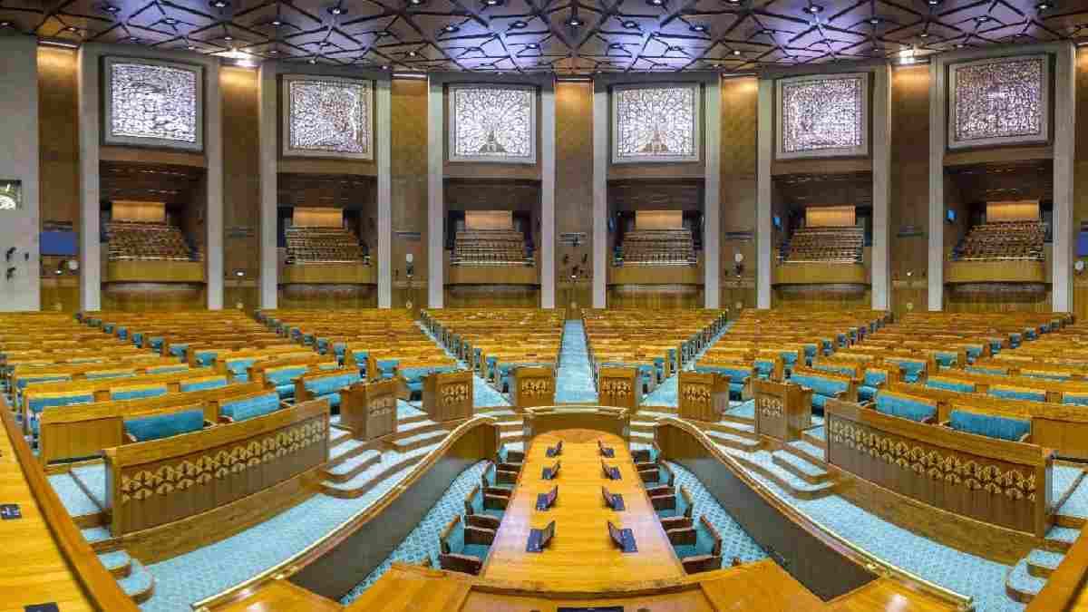 New Uniform in Special Session of Parliament New Uniform in Special Session of Parliament