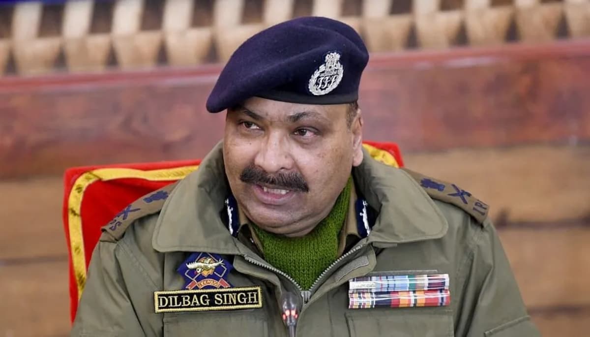 घाटी में आतंकवाद का ग्राफ हुआ जीरो, डीजीपी बोले- धारा 370 हटने के बाद जम्मू-कश्मीर में बदल रहे हालात