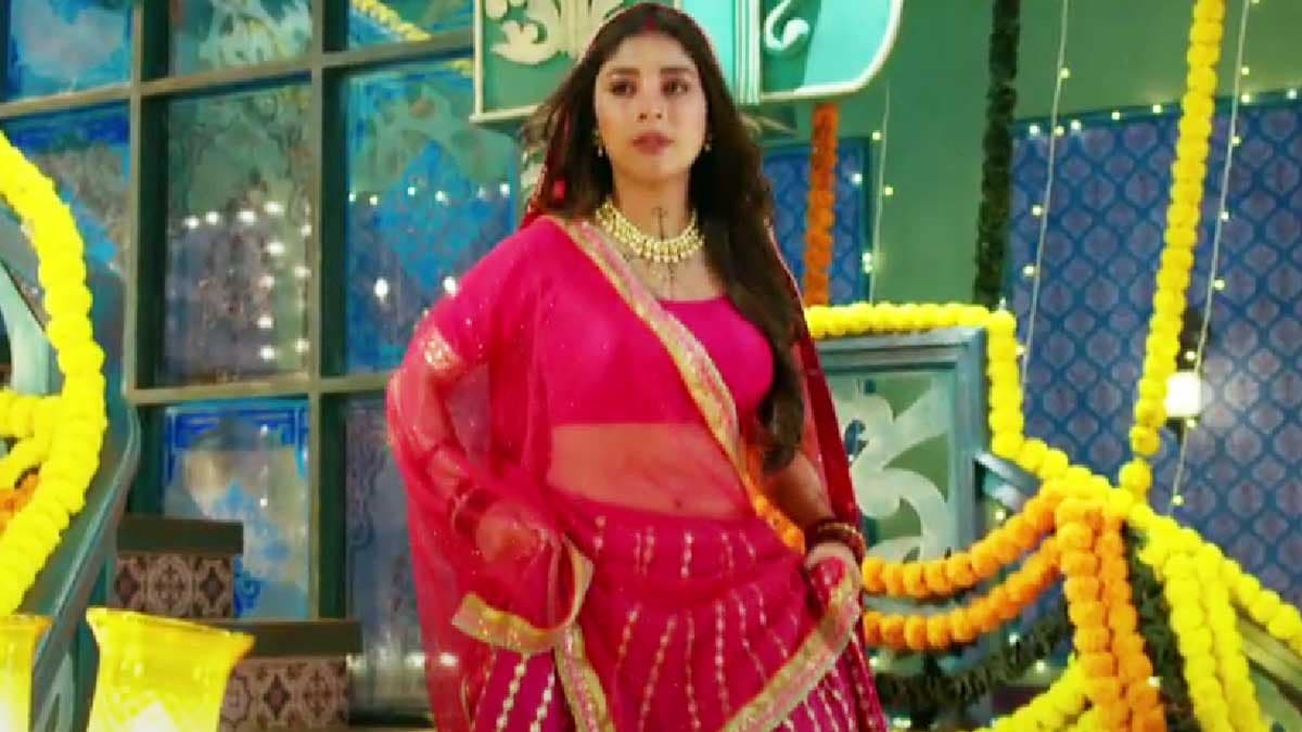Imlie 25th October Written Update: सोनाली ने अगस्त्य को मारा शादी का ताना, पहली रसोई की रस्म में इमली को मिला मुश्किल टास्क