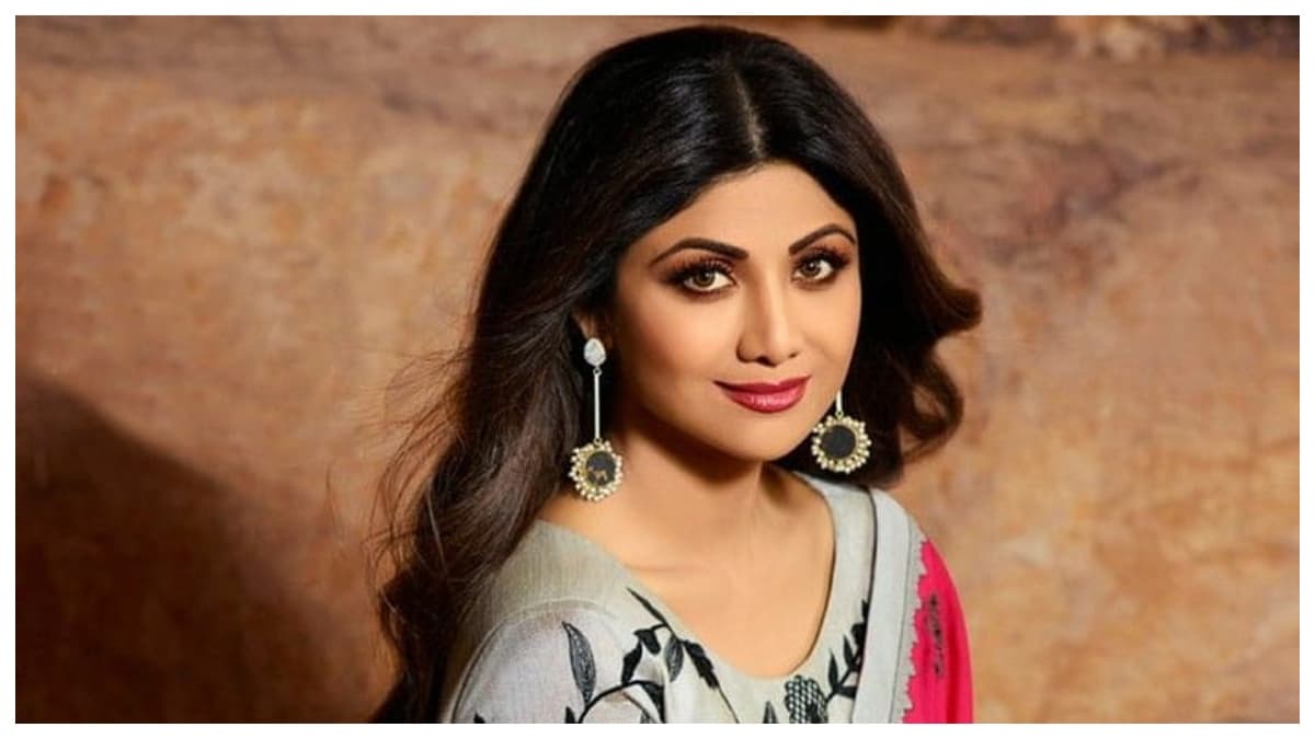 Shilpa Shetty ने खास अंदाज में किया कन्या पूजन, एक्ट्रेस के पति ने बेटी के पैर धोकर लिया आशीर्वाद