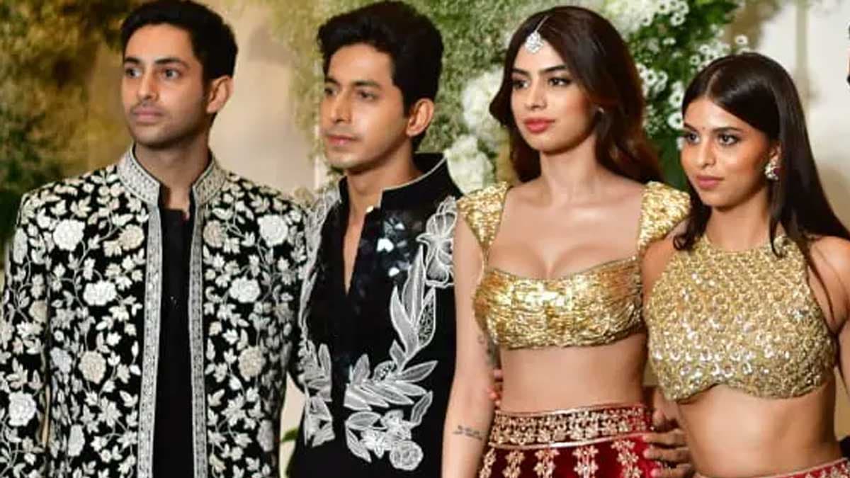 Agastya Nanda को डेट कर रही हैं SRK की लाडली Suhana Khan? Manish Malhotra की दिवाली पार्टी में दोनों साथ आए नजर