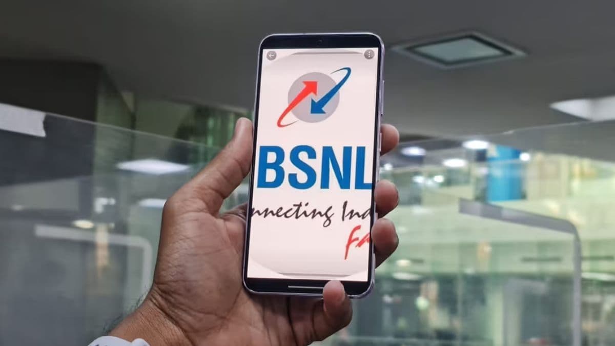 BSNL का खास प्लान! 797 रुपये के रिचार्ज में 300 दिन की वैलिडिटी, कॉलिंग के अलावा क्या-क्या फायदे? BSNL
