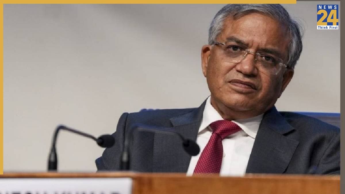 क्या पद छोड़ेंगे ज्ञानेश कुमार? आजादी के बाद पहली बार CEC के खिलाफ संसद में प्रस्ताव