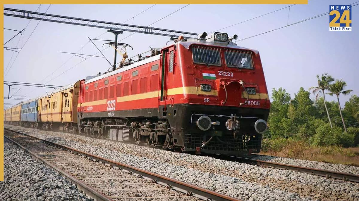 160km प्रति घंटे की रफ्तार से दौड़ेगी ट्रेन, इस रूट पर एक्टिव हुआ 'कवच' प्रोटेक्शन सिस्टम; जानिए कैसे टलेगा हादसा?
