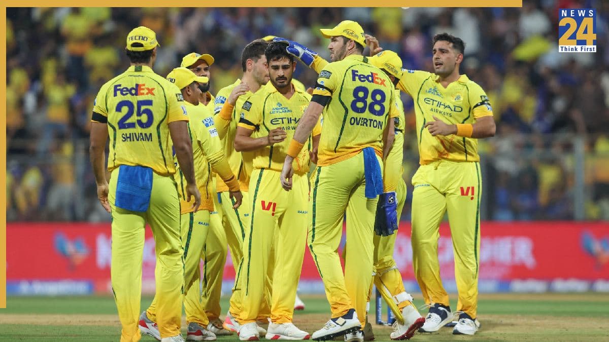CSK vs MI: धोनी की वापसी के बाद सीएसके की प्लेइंग 11 में होंगे 3 बदलाव! युवा स्टार हो सकता है बाहर