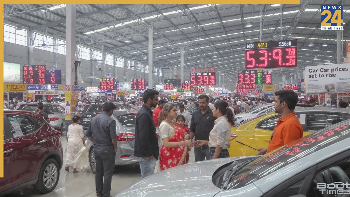 Car Price Hike: फिर महंगी होने वाली हैं गाड़ियां? GST छूट का असर खत्म होने से क्या फर्क पड़ेगा