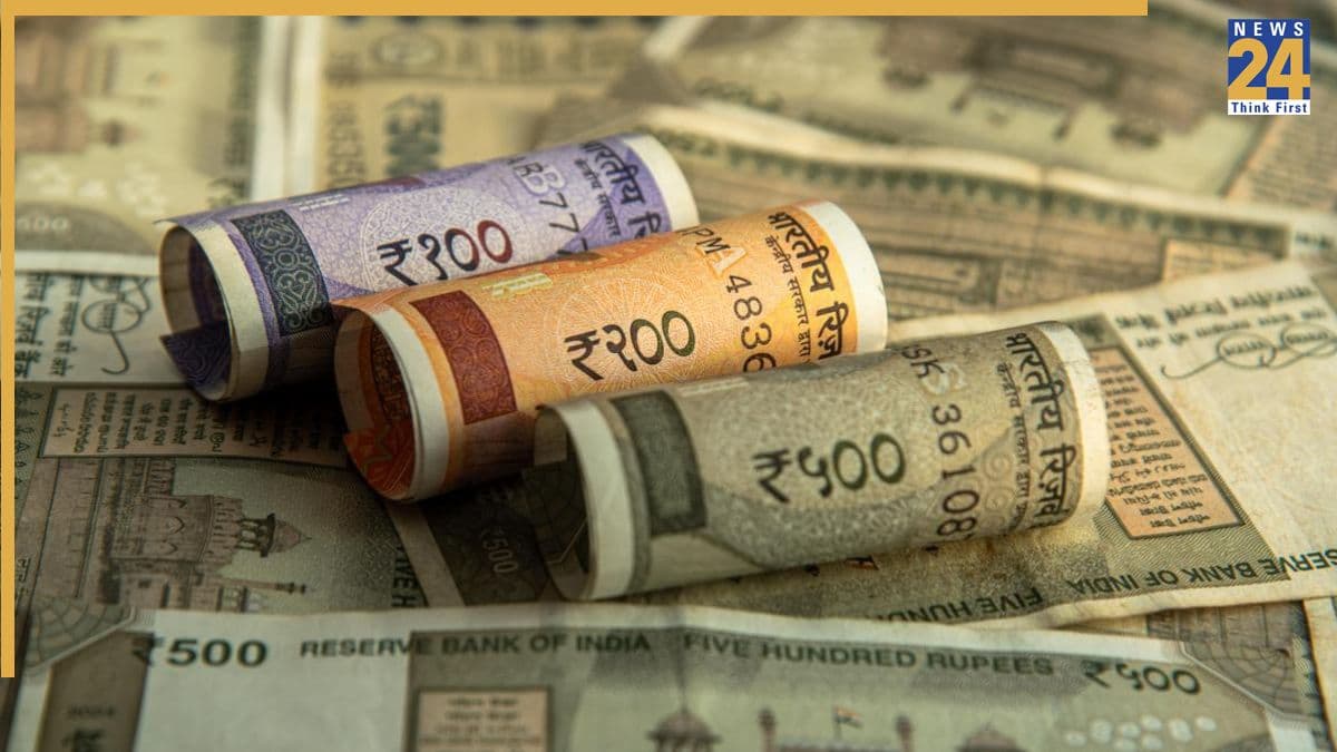 RBI Plastic Currency Notes: भारत में जल्द आएंगे 10 और 20 रुपये के प्लास्टिक के नोट; सरकार ने दी 1 अरब पॉलिमर नोटों को मंजूरी
