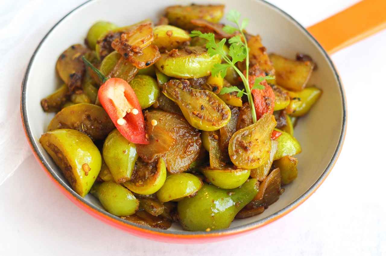 कच्चे टमाटर का अचार कच्चे टमाटर का अचार
