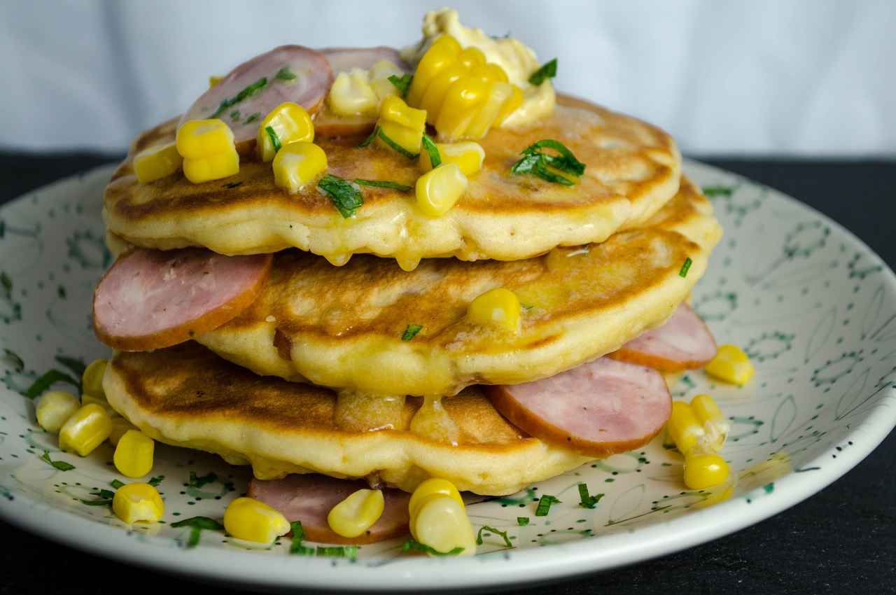 Corn Pancake Recipe: वेट लॉस जर्नी के दौरान नाश्ते में बनाएं स्वादिष्ट और पौष्टिक कॉर्न पैनकेक, जानें रेसिपी