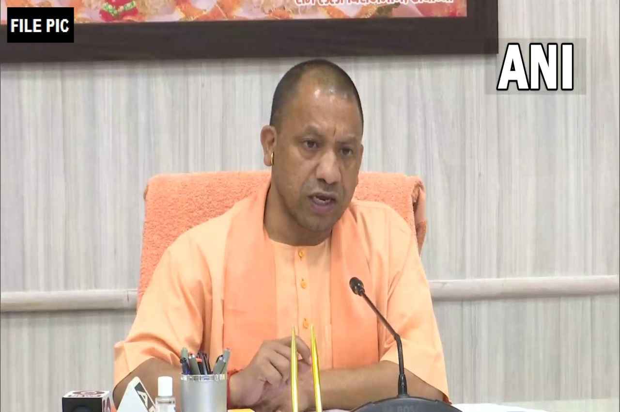 Banda Boat Accident: सीएम योगी ने पीड़ित परिवारों को तत्काल 4-4 लाख रुपये देने की घोषण की