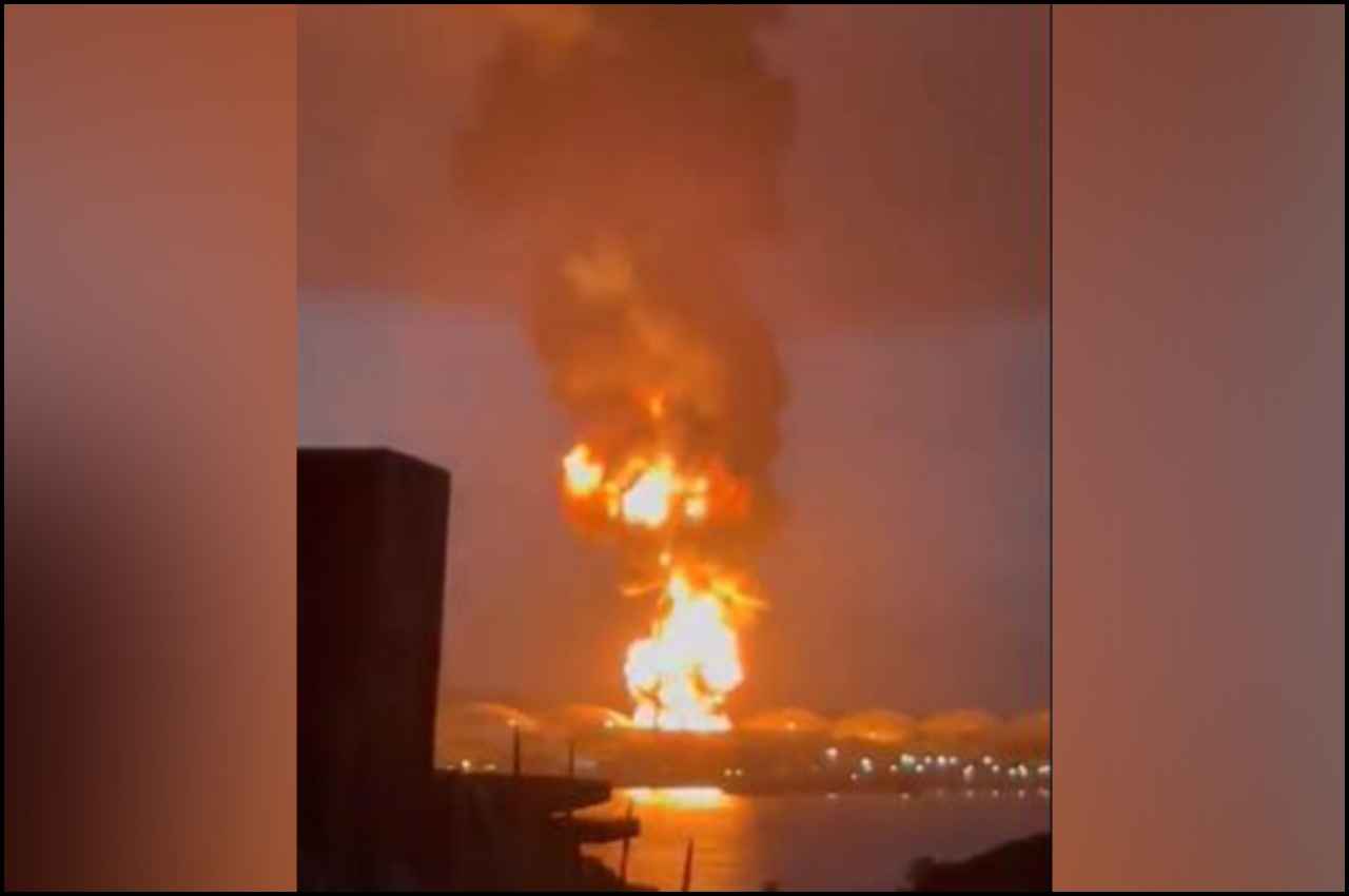 क्यूबा में बिजली गिरने से तेल भंडारण यूनिट में लगी भीषण आग, 80 लोग घायल, 17 अग्निशमनकर्मी लापता