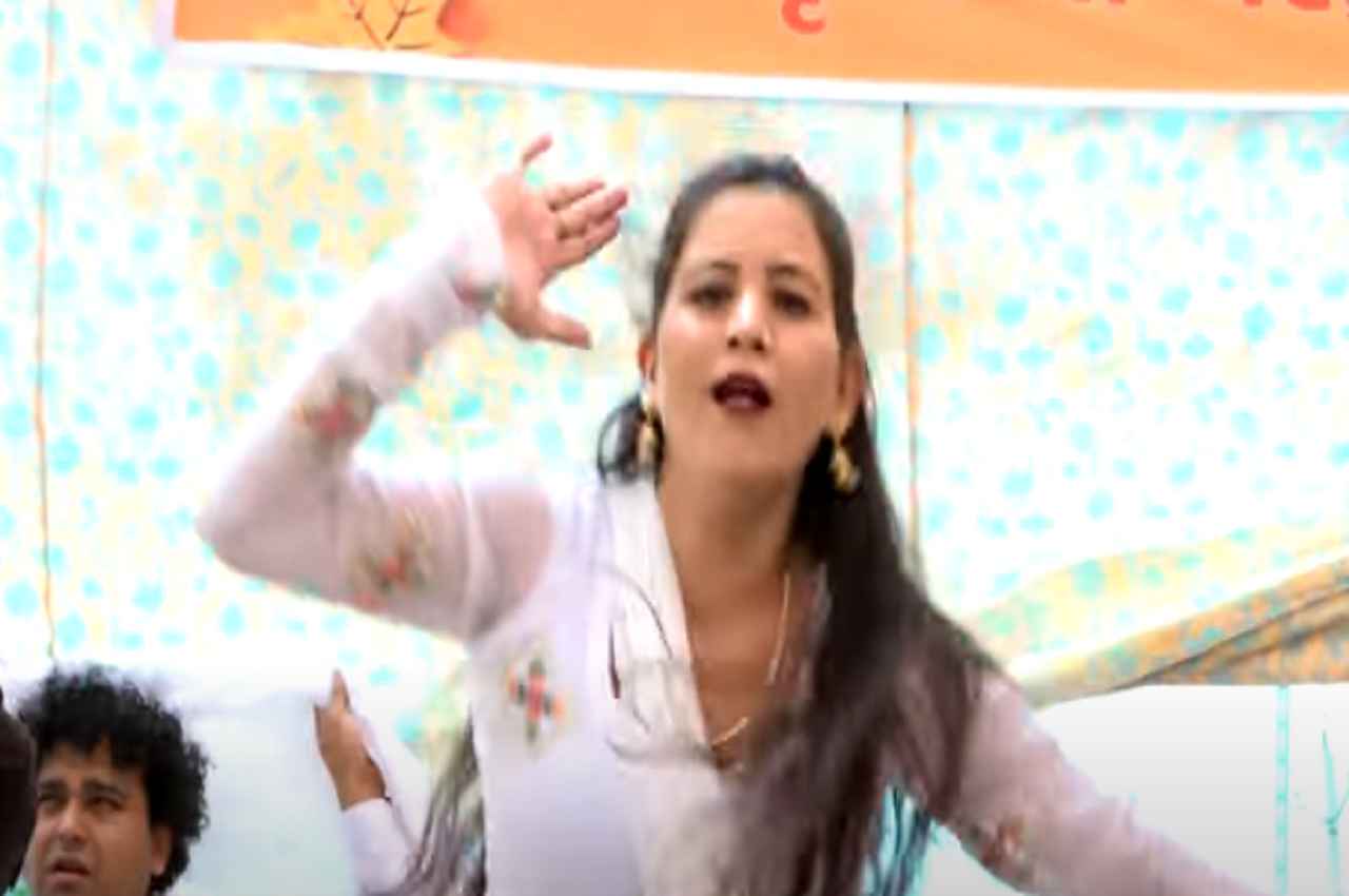 Haryanvi Dance Video: पायल चौधरी का गदर डांस, लटके-झटकों से लूटी महफिल