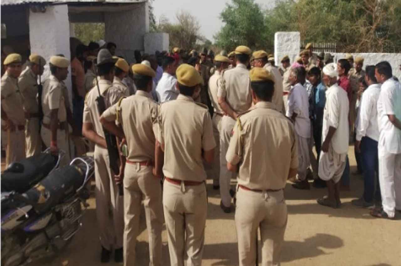 Rajasthan: जालोर मामले में SC-ST एक्ट के तहत मामला दर्ज, सीएम गहलोत ने 5 लाख रु सहायत राशि का किया ऐलान
