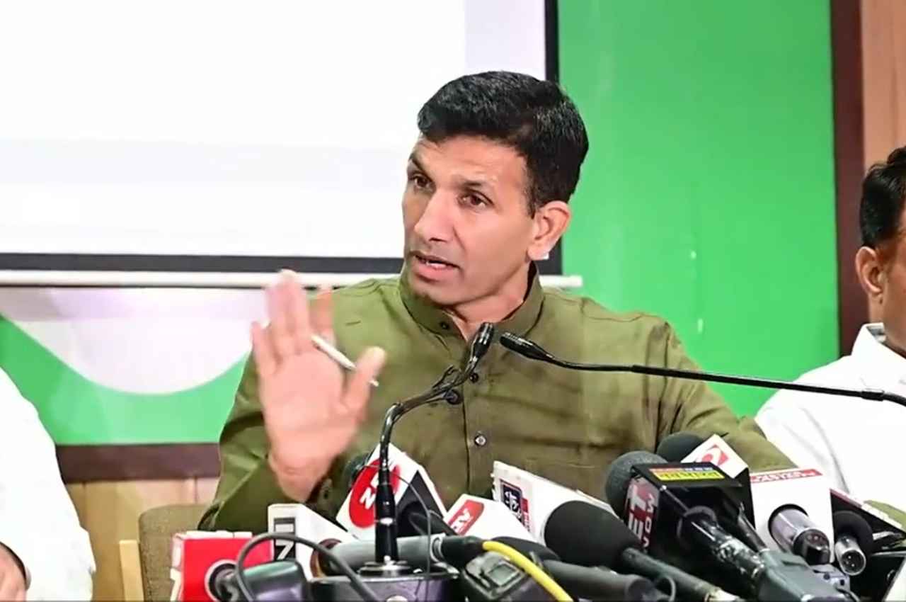 Rajasthan: पीसीसी की प्रेस कॉन्फ्रेंस में जीतू पटवारी का भाजपा पर हमला, बोले- PM की उम्र से बड़ा हो गया डॉलर