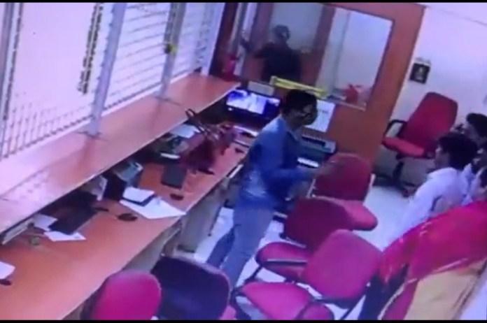 Major robbery in Udaipur's Manappuram Gold Loan Bank