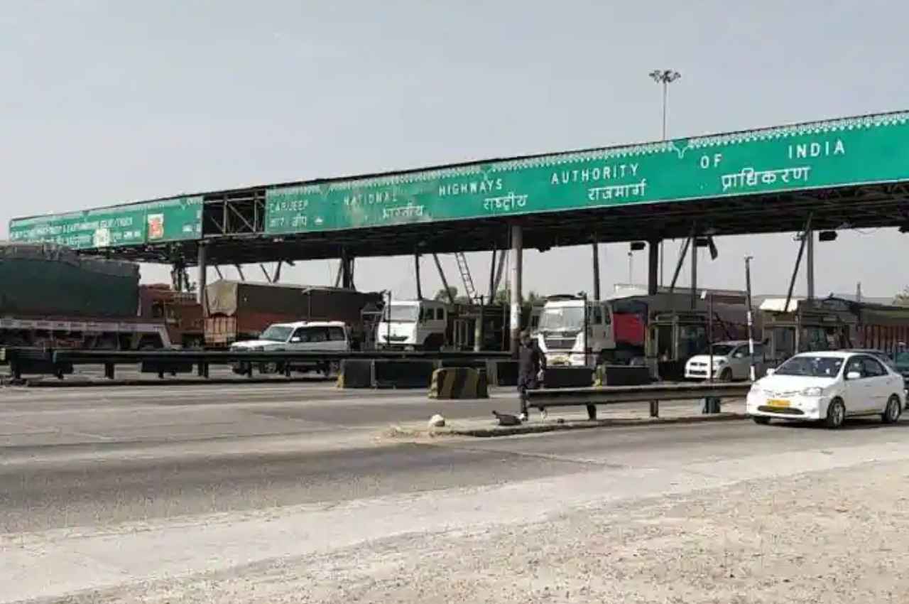 जयपुर-दिल्ली नेशनल हाइवे का सफर होगा महंगा, NHAI ने बढ़ाया 12% टोल, आज रात से लागू होंगी नई रेट