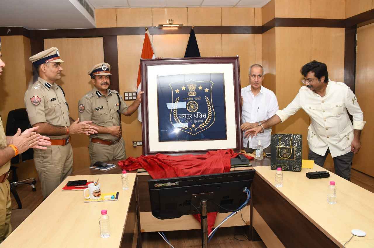 Rajasthan: अब जयपुर पुलिस नए Logo के साथ आएगी नजर, डीजीपी ने किया लॉन्च, जानें किसने किया डिजाइन