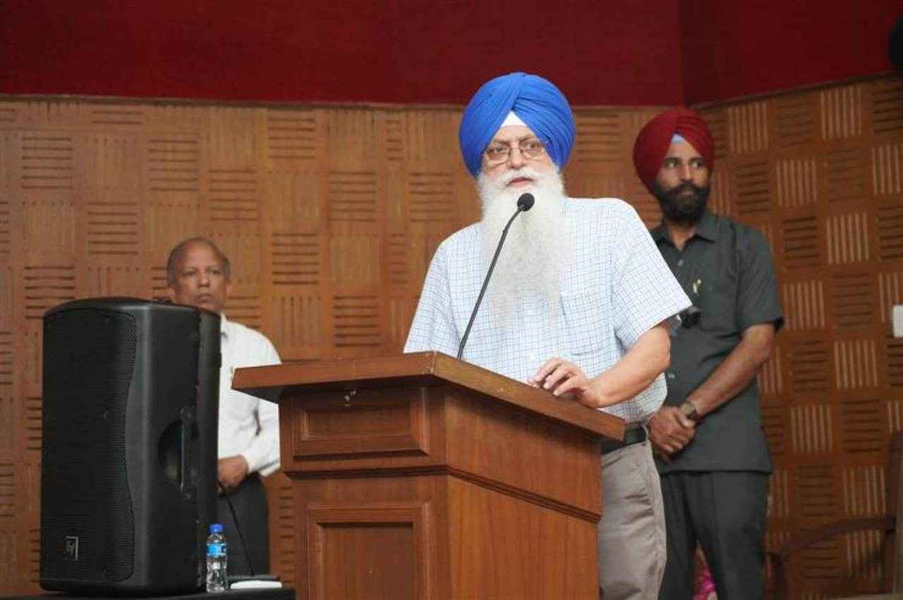 पंजाब में किसानों के ग्रुपों को मान सरकार ने 90 प्रतिशत दी वित्तीय सहायता: डॉ. निझ्झर