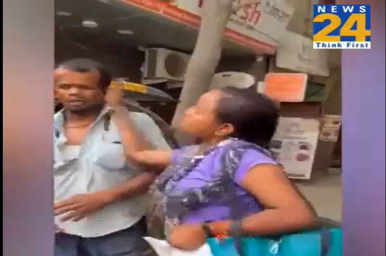 Viral Video: नोएडा में ई-रिक्शा चालक को 90 सेकेंड में जड़े 17 थप्पड़, देखें महिला की दबंगई