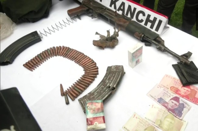 Pakistani currency recovered
