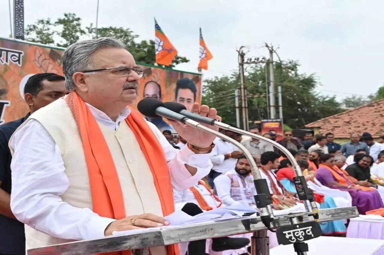 Big Breaking: छत्तीसगढ में भाजपा का मेगा प्रदर्शन, पूर्व सीएम रमन सिंह हिरासत में