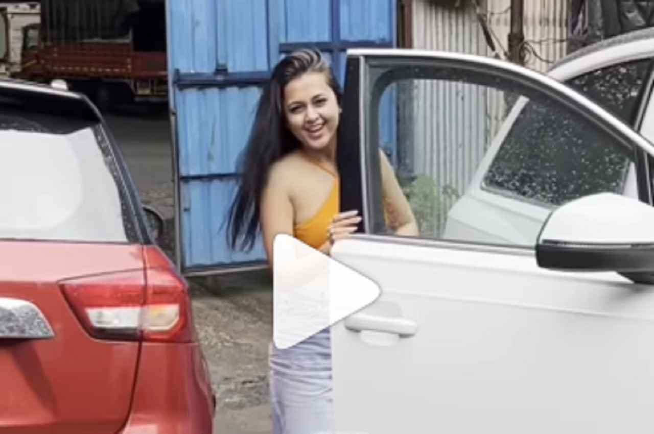 Tejasswi Prakash, Tejasswi Prakash Video, Tejasswi Prakash Viral Video,