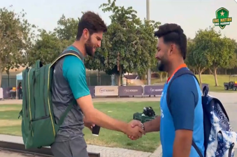 Shaheen Afridi and Rishabh Pant meet