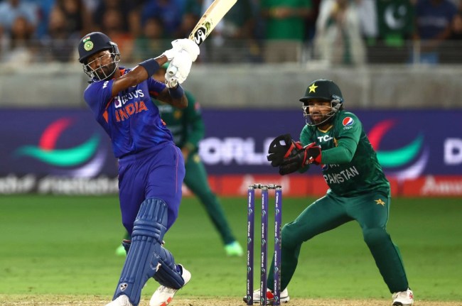 Bhuvneshwar Kumar reaction on Hardik Pandya performance Bhuvneshwar Kumar reaction on Hardik Pandya performance