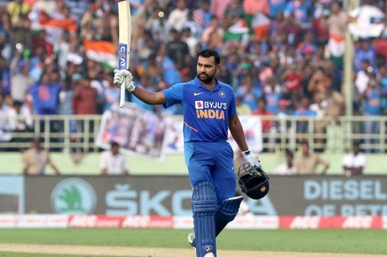 Rohit Sharma ने सिर्फ 12 रन बनाकर दर्ज किया बड़ा रिकॉर्ड, मार्टिन गुप्टिल को छोड़ा पीछे