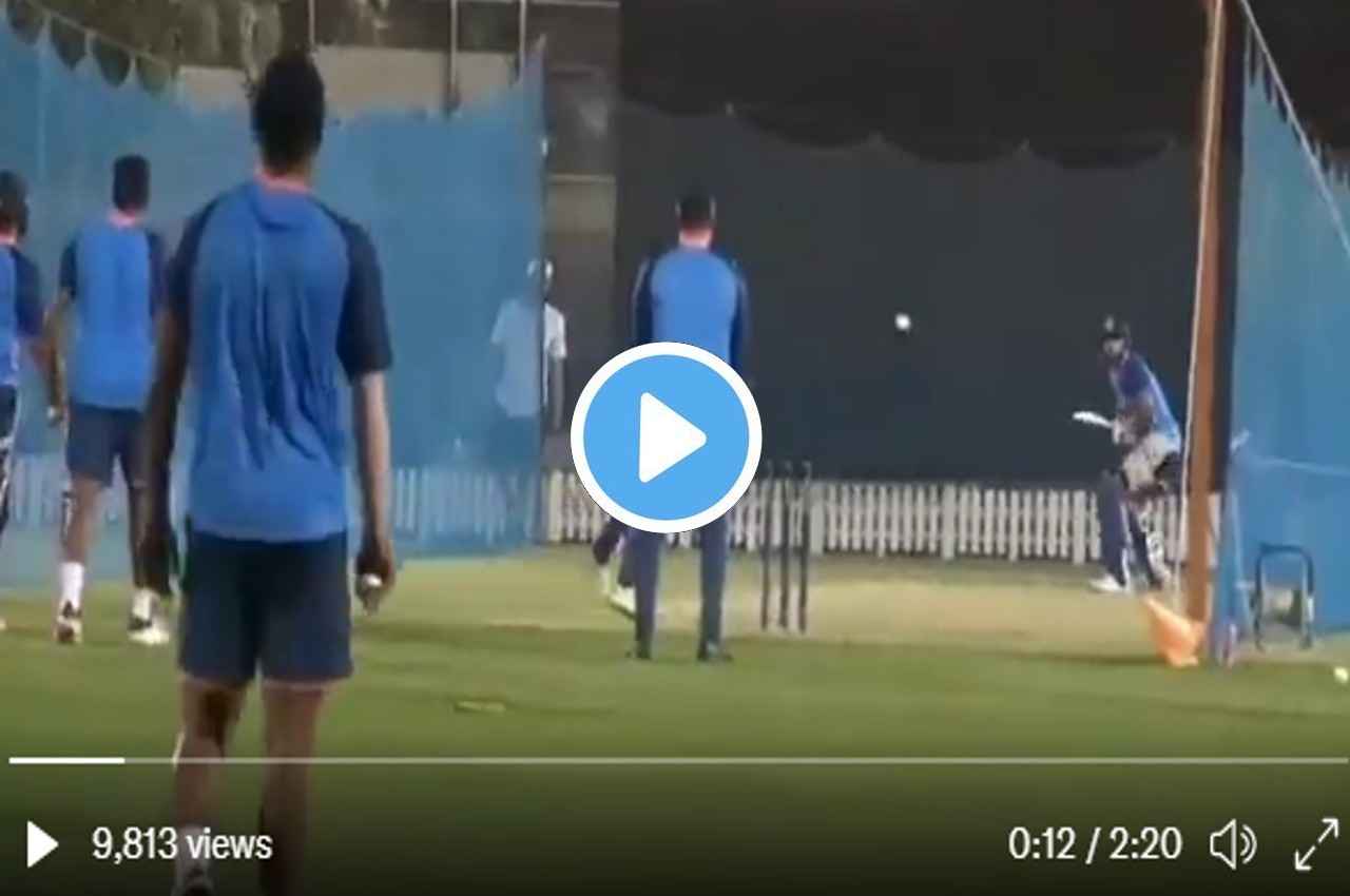 पाकिस्तान के खिलाफ मैच से पहले Virat Kohli ने ठोके लंबे-लंबे छक्के, देखें VIDEO