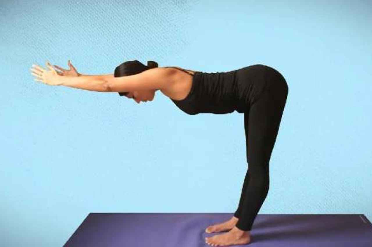 Samakonasana Benefits: तनाव दूर करना है तो करें ये आसन, मिलेंगे 4 जबरदस्त फायदे, जानें आसान विधि