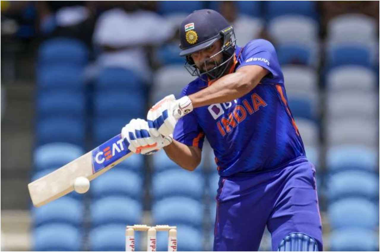 Asia Cup 2022 IND vs HK: कप्तान रोहित शर्मा ने गढ़ा नया कीर्तिमान, बने दुनिया के नंबर 1 बल्लेबाज