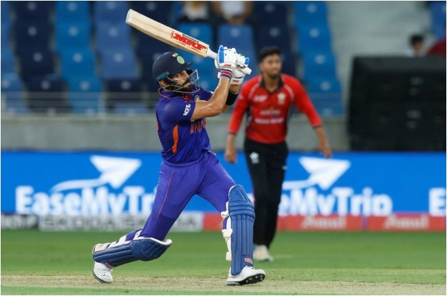 Virat Kohli Sachin Tendulkar IND vs SL Virat Kohli Sachin Tendulkar IND vs SL