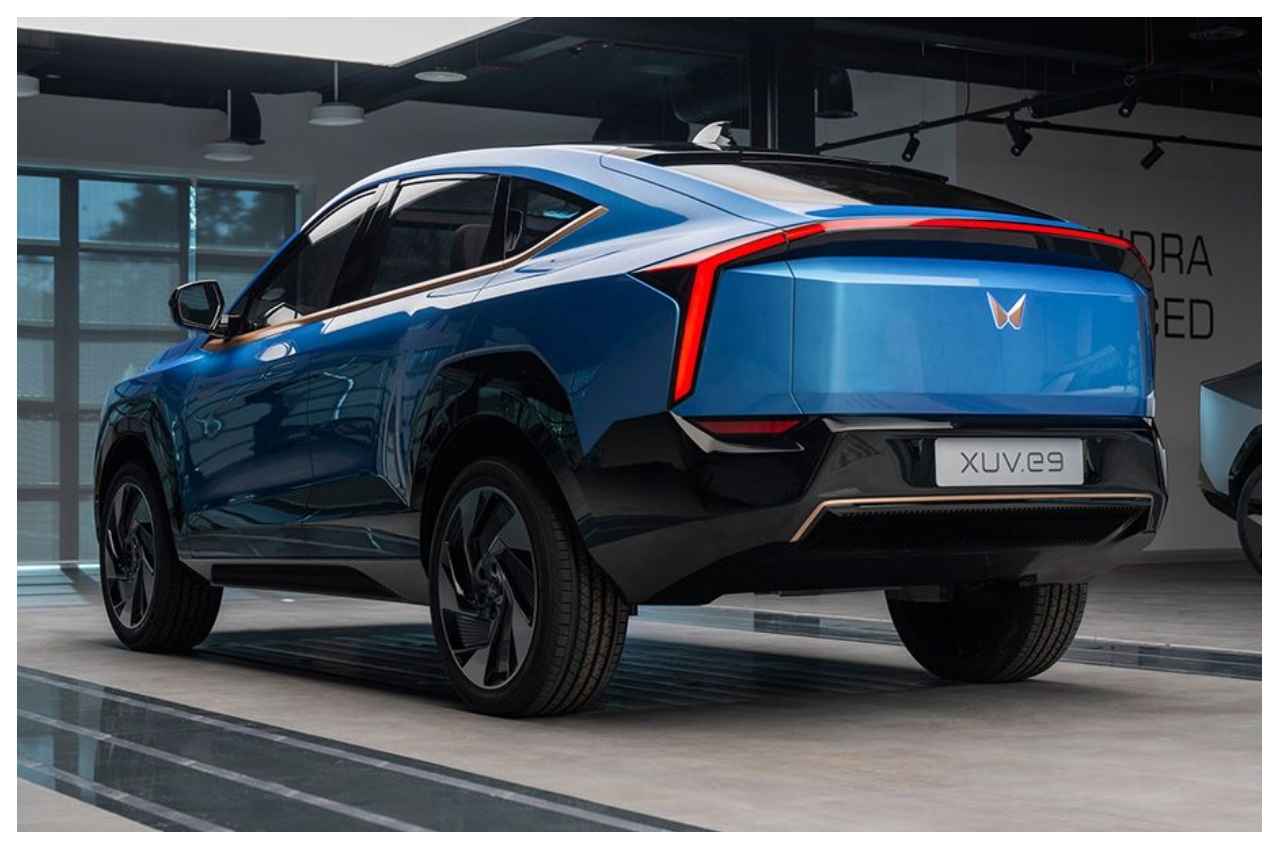 Mahindra Electric Cars: महिंद्रा ने पेश की ये 5 नई धांसू इलेक्ट्रिक SUV, जानें इनकी खासियतें