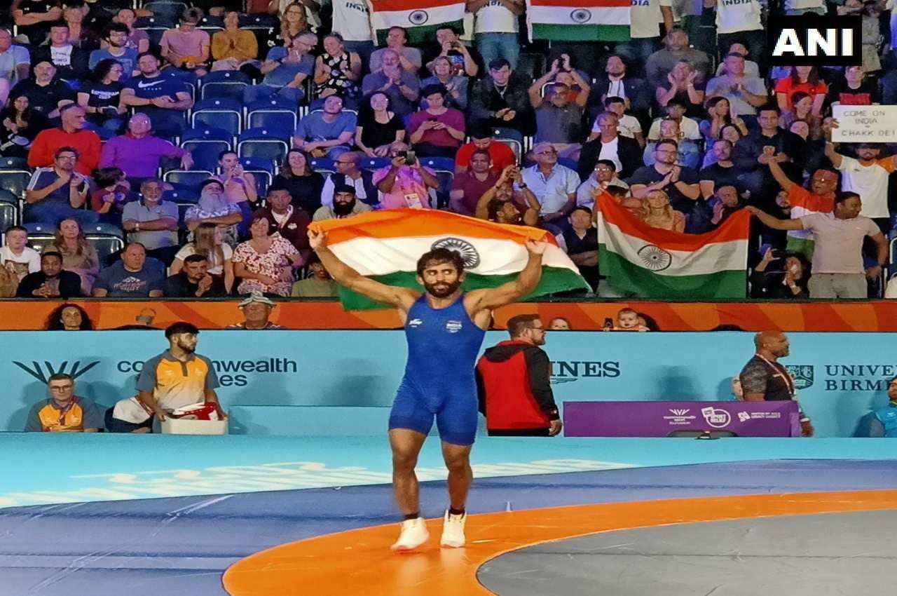 CWG 2022: 8वें दिन पहलवानों ने रचा इतिहास, बर्मिंघम में लहराया तिरंगा, जानिए हर मेडल की कहानी