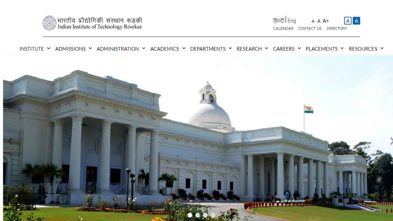 IIT Roorkee: मेस में मांसाहारी भोजन परोसने पर छात्रों ने किया हंगामा, जानें क्या है पूरा मामला